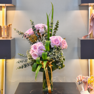 20pc Colombian Roses Topiary Arrangement