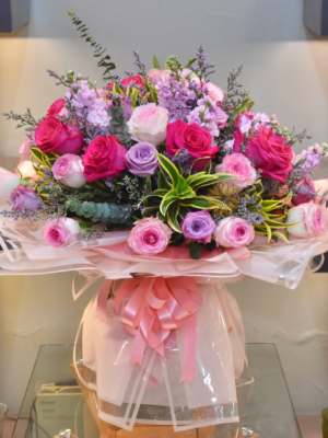 30pc Assorted Colombian Roses Bouquet