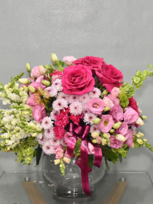 Colombian Roses, Mums, and Lisianthus Arrangement